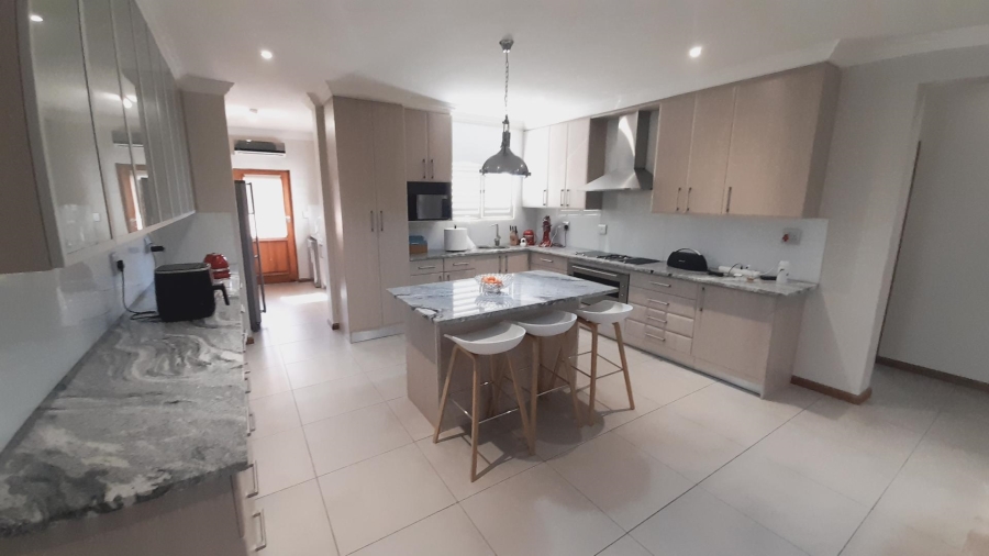4 Bedroom Property for Sale in Leloko North West